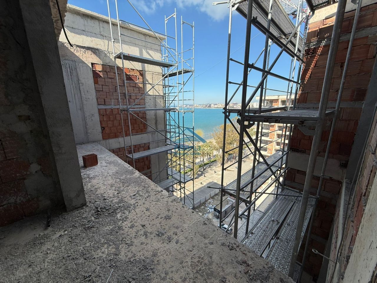 5 Luxury Apartment With Sea View For Sale In Vlora, Rr.Murat Terbaci